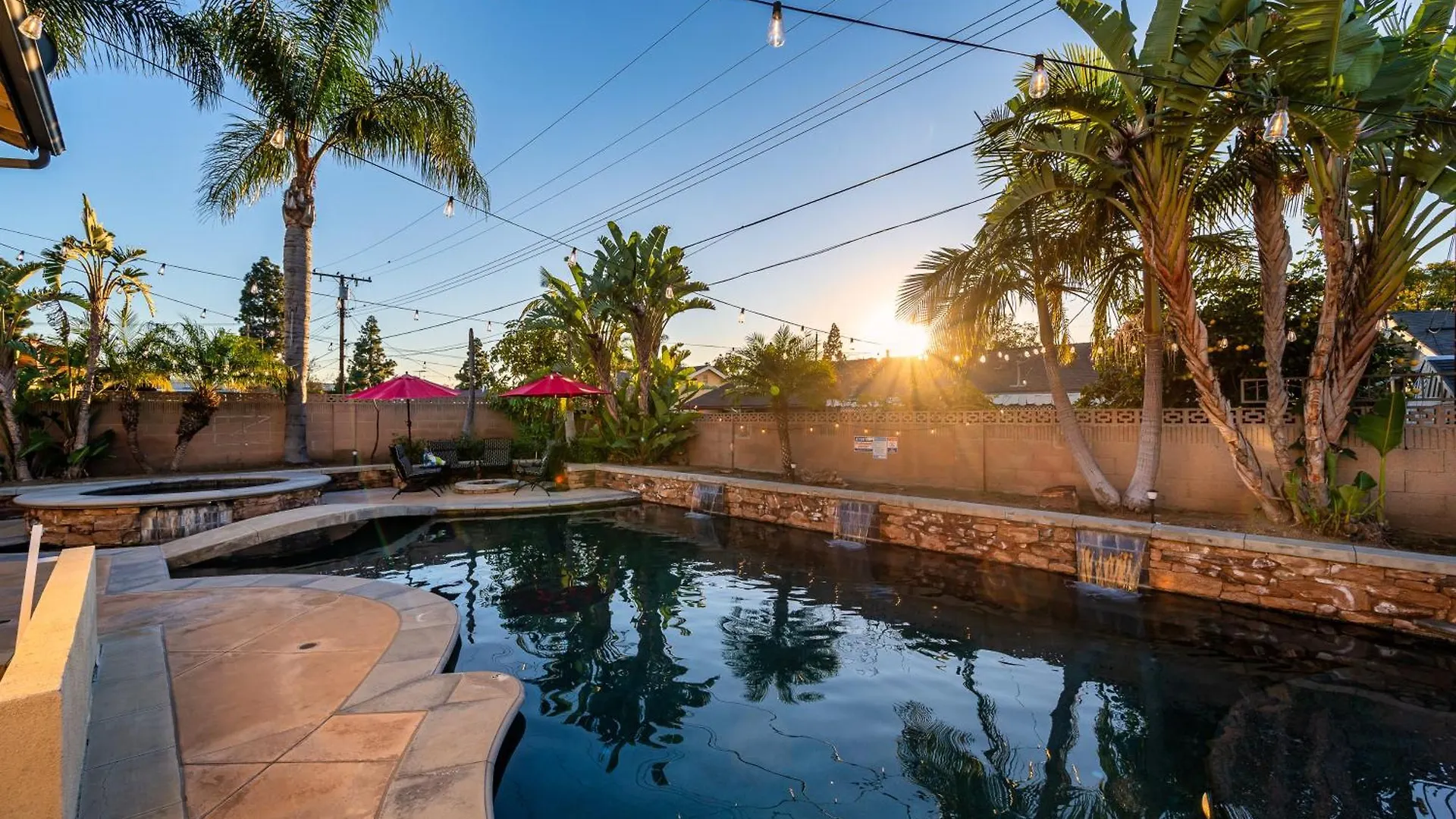 Amazing Modern Pool House Near Disneyland Anaheim
