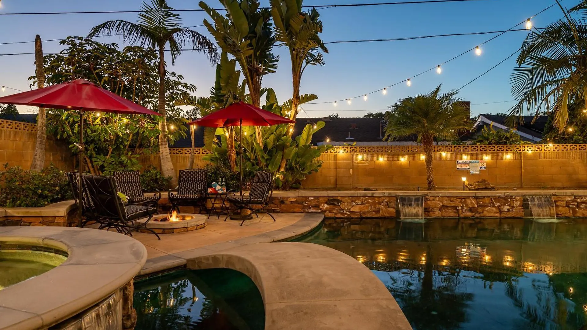 Holiday home Amazing Modern Pool House Near Disneyland Anaheim